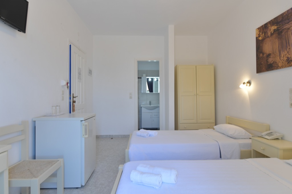 bocamvigliesrooms_hotel_paros_Greece_004