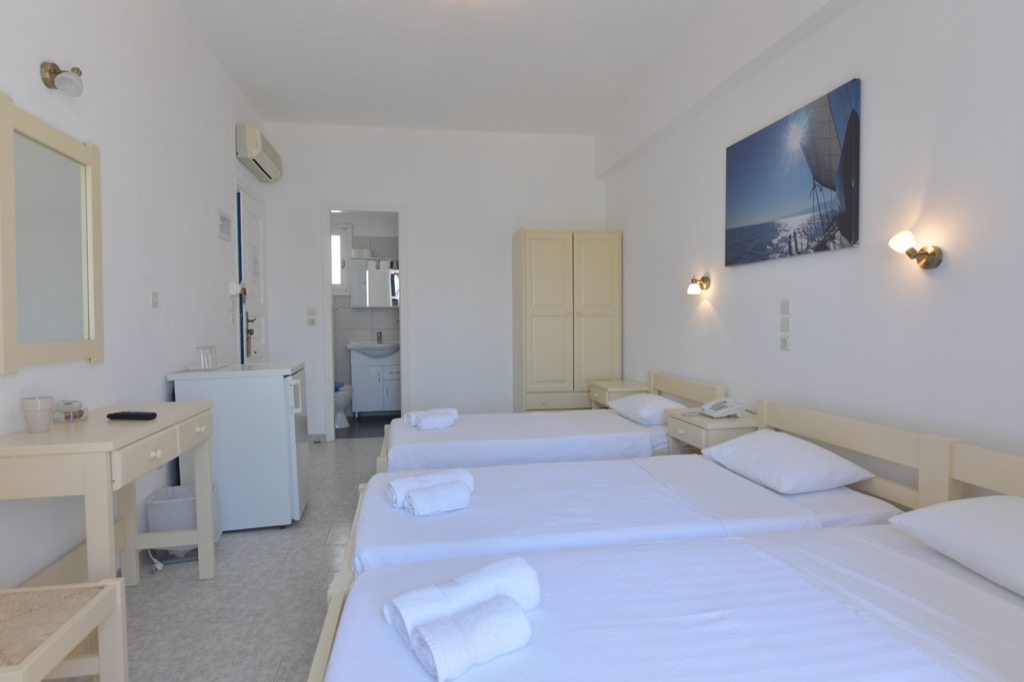 bocamvigliesrooms_hotel_paros_Greece_007