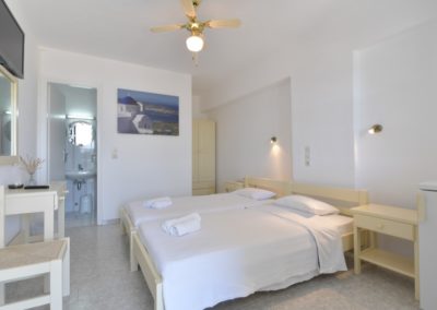 bocamvigliesrooms_hotel_paros_Greece_008